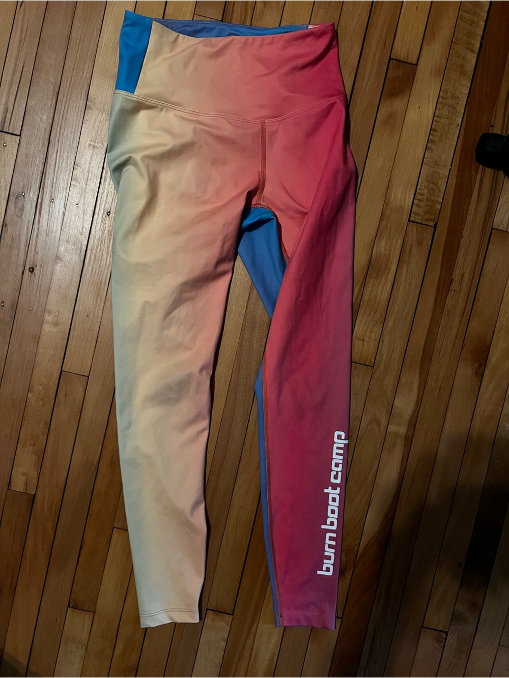 Burn Boot Camp Rainbow leggings size small